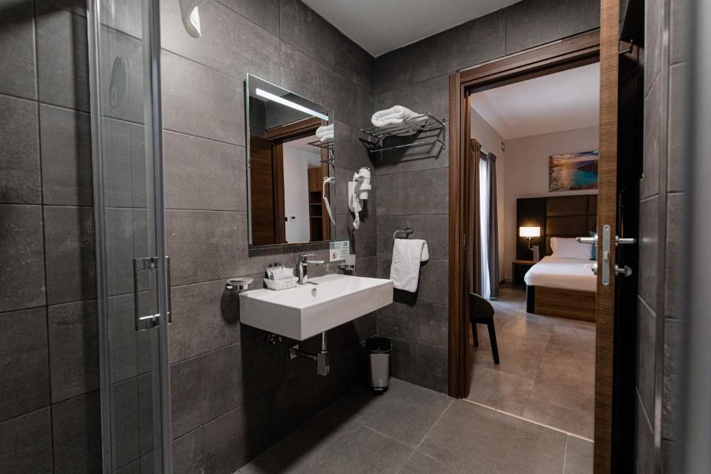Bora Bora Ibiza Malta Resort - Music Hotel - Adults Only 18 Plus Σεντ Πόλς Μπέι Εξωτερικό φωτογραφία